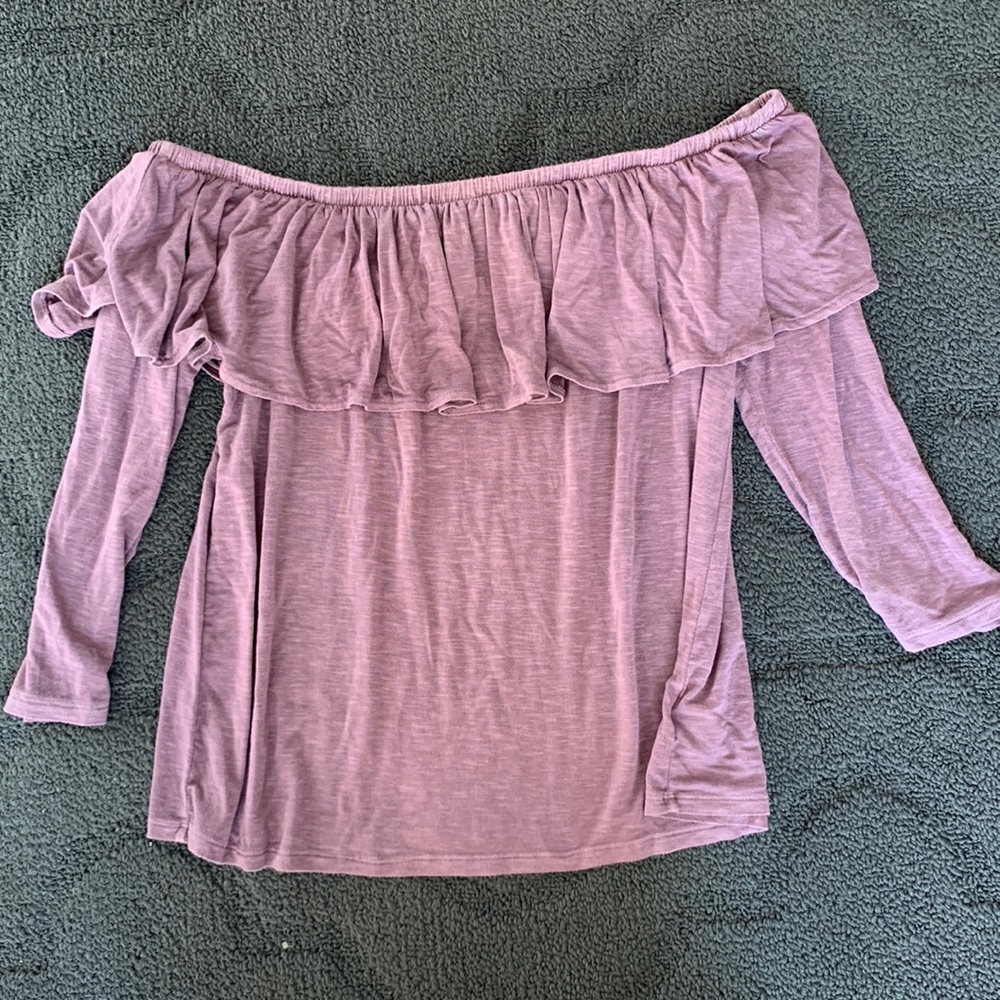 AE- off the shoulder 1/4 sleeve top. Size large. Purple - never worn